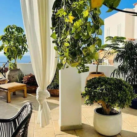 Private Pool Panoramic Views